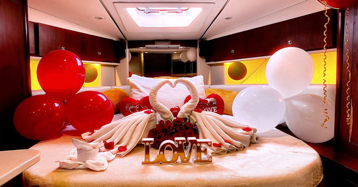 Birthday, Romantic, Bachelor/Bachelorette Party Decorations For Yachts Dubai