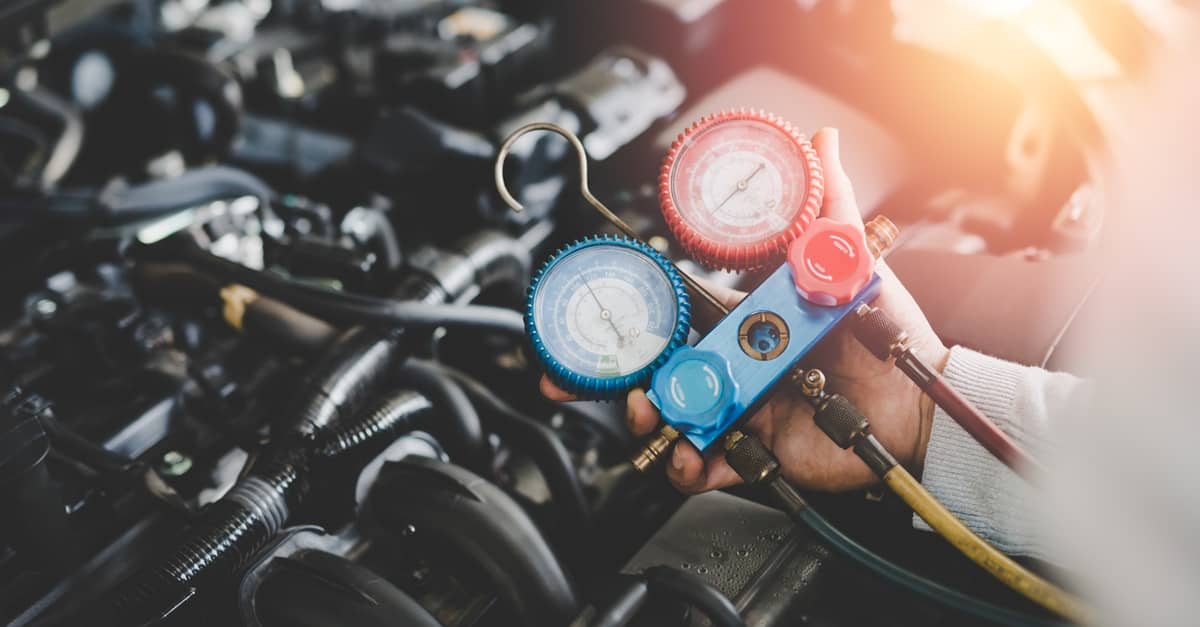 Full A/C Service At Al Meeraj Auto Workshop Dubai