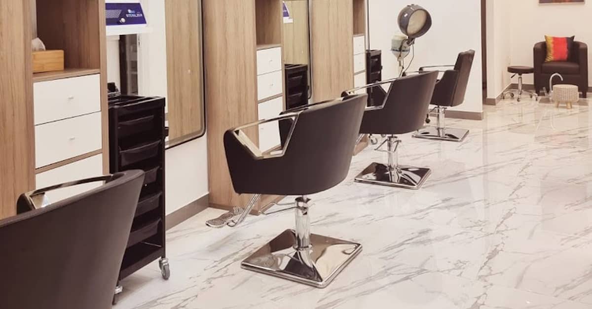 Hair Color, Highlights With Wash And Blow-Dry At Ombre Salon – Arjan Dubai