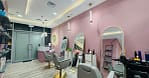 Indulge In Serene Waxing Sessions For A Revitalizing Escape! Dubai