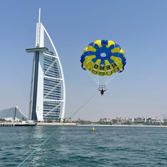 Dubai Parasailing: Experience with Burj Al Arab Sights at Jumeirah Mosque