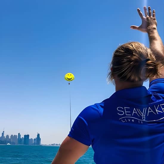 Jumeirah Beach Parasailing Experience in Dubai at Waldorf Astoria Dubai Palm Jumeirah
