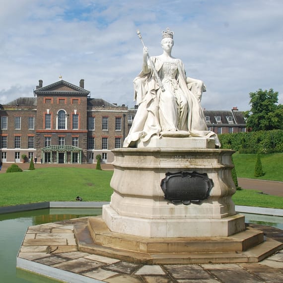 Kensington Palace: Entry Ticket Sightseeing and Tours