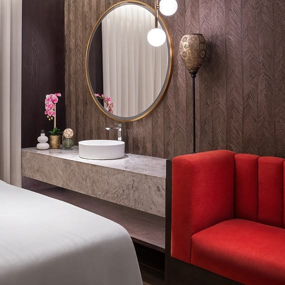 30 Or 60-Minute 5* Spa Treatment With Pool Access Dubai