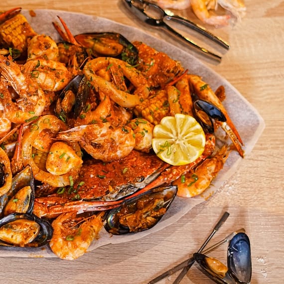 Choose From Sailor Boil Or Captain Boil At Shellfish Bar Dmcc Dubai