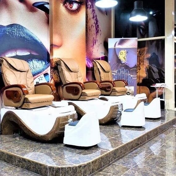 Classic & Gel Mani-Pedi Services For Flawless Nails Dubai
