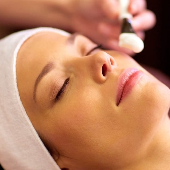 Glow Like Never Before With Our Gold Or Basic Facial Dubai