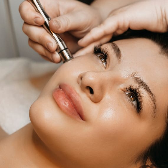 One Or Three Sessions Of Treatment Packages For Hair And Face Dubai
