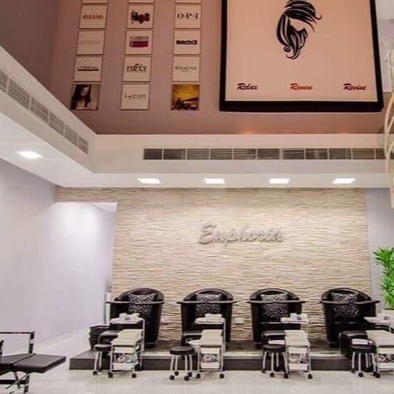 Pamper Your Nails With Exclusive Manicure And Pedicure Services Dubai