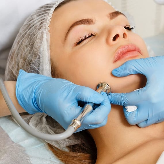 Refresh Your Skin With Hydra Facial Sessions For A Glowing Look! Dubai