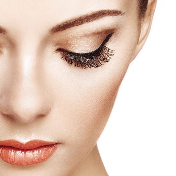 Transform Look: Exclusive Voucher For Stunning Eyelash Extensions! Dubai